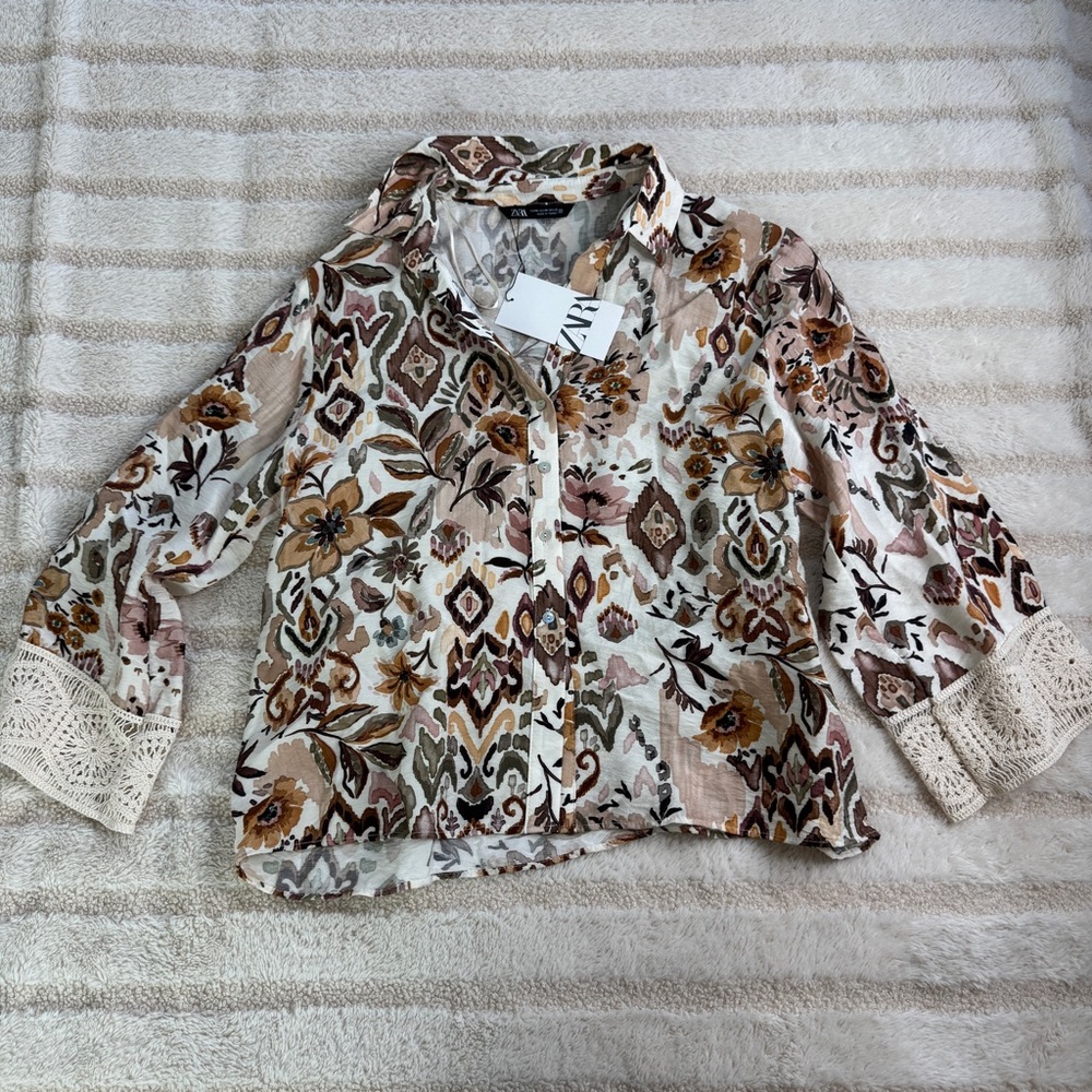 2/$25 NEW! Zara Blouse